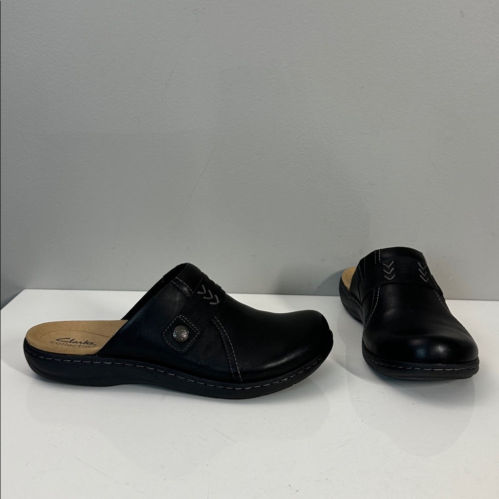Black Slip-On Mule Clogs for Women